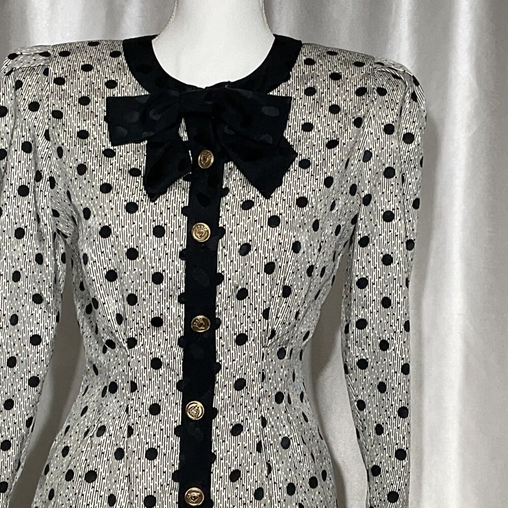 Vintage-Inspired Black & White Polka Dot Midi Dress With Gold Buttons & Bow Deta - Picture 4 of 15